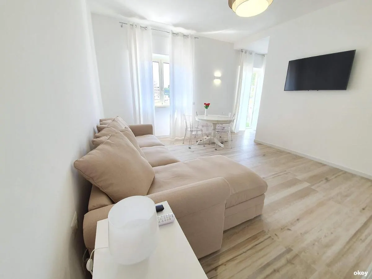 Apartamento 2B Home - Bari Centro Italia